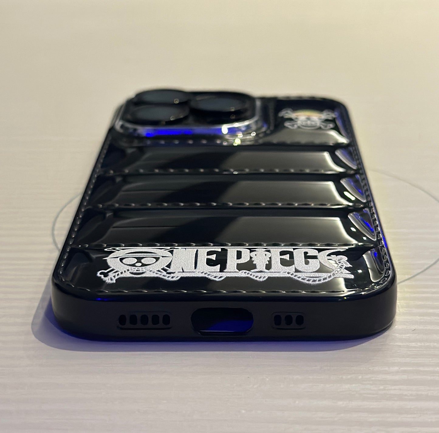 OBSIDIAN ONE PIECE CASE